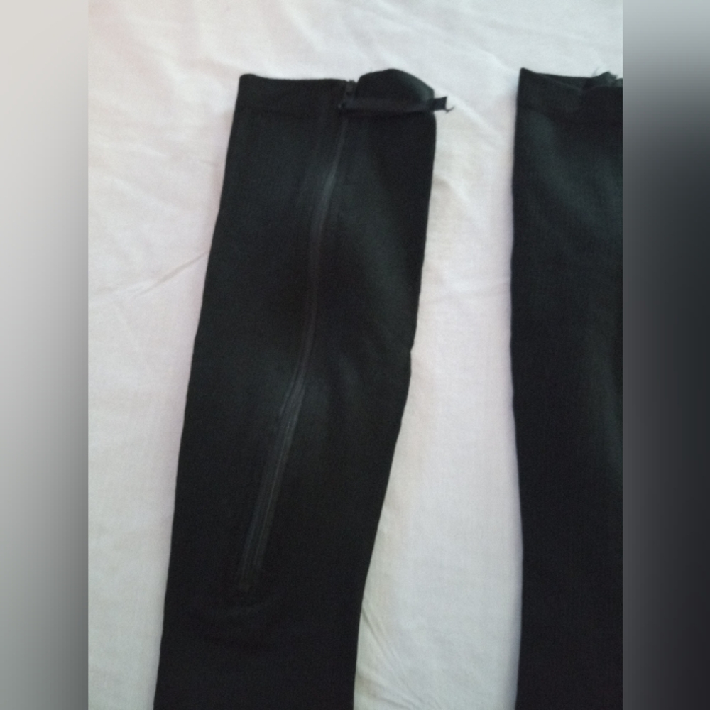 Compression Socks, Black, Open Toe - Picture 3 of 5